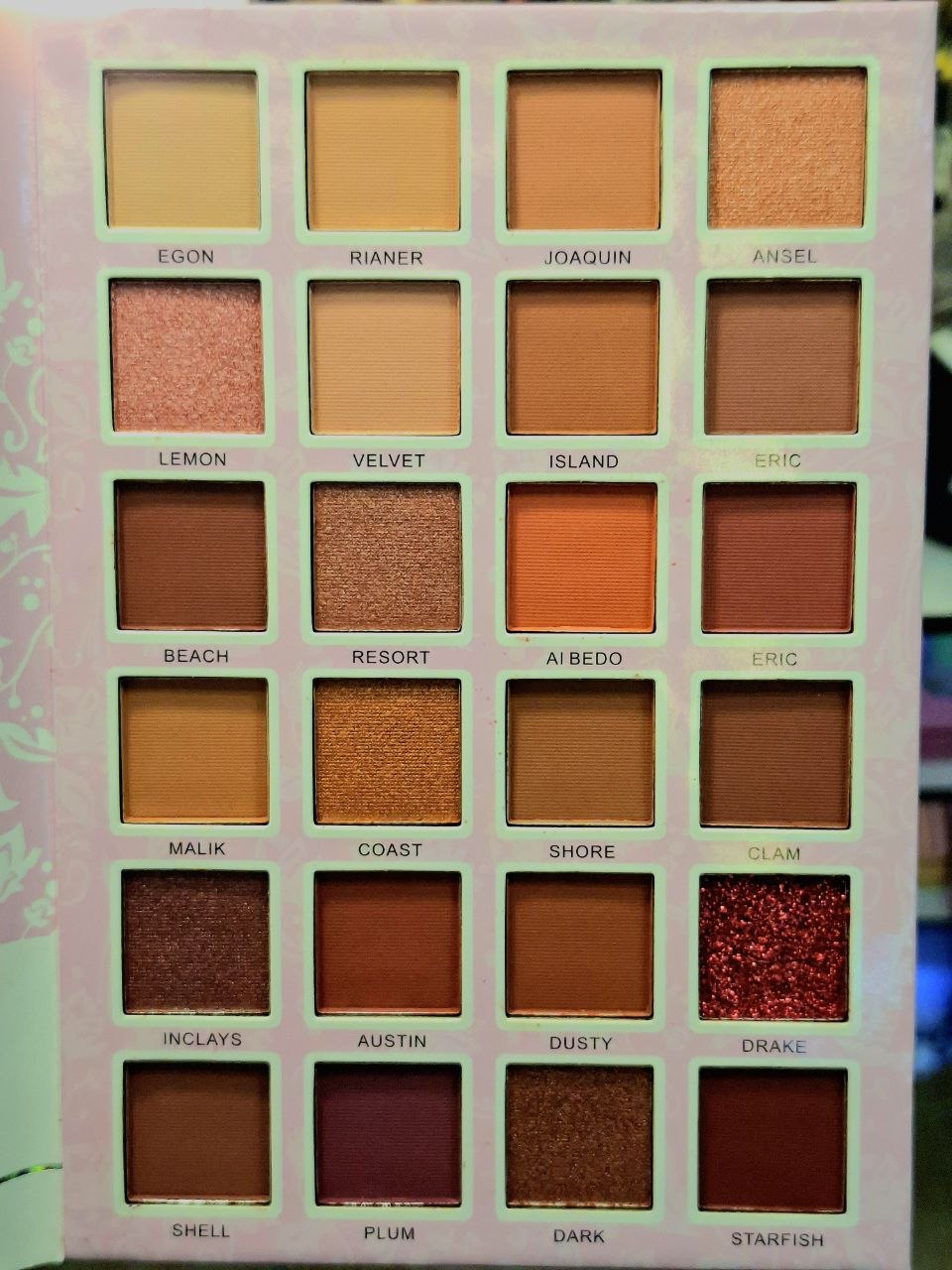 Yara All-in-One Makeup Palette